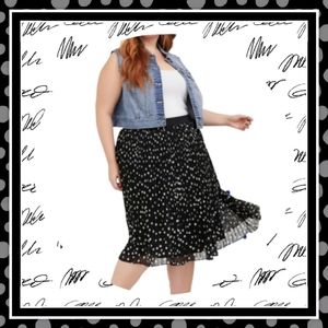 TORRID * POLKA DOT * BROOMSTICK PLEATED SKIRT NWT